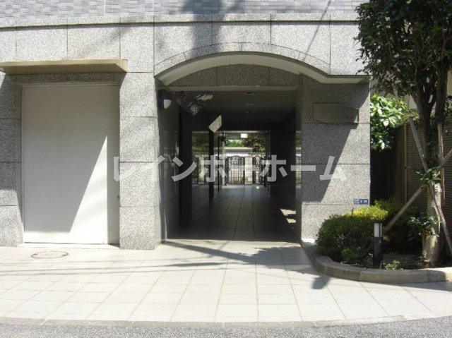 柏市あけぼの４丁目の賃貸マンションのエントランス|建物の内部です