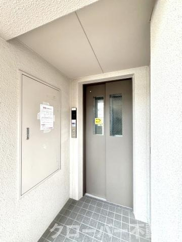 プラージュ司のエントランス|エントランス