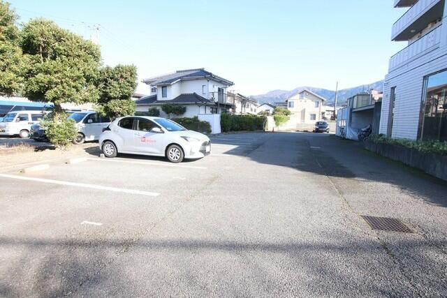 トゥール御殿場の駐車場
