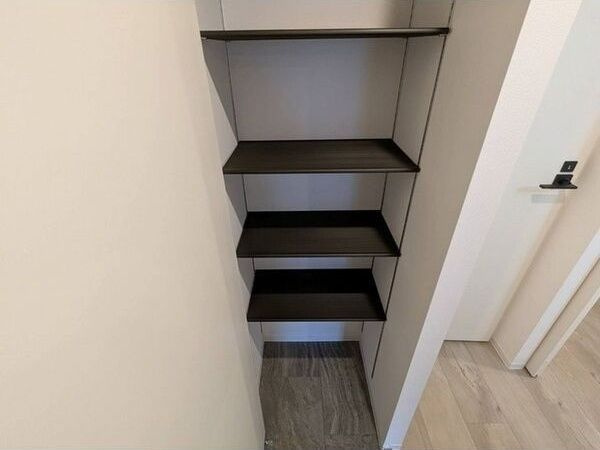 フェーラシュヴァル元町の収納