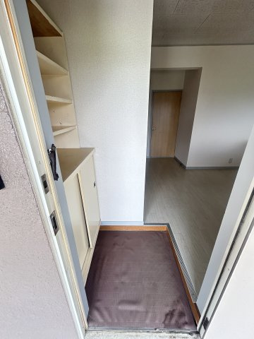 サンハイム丸山の玄関