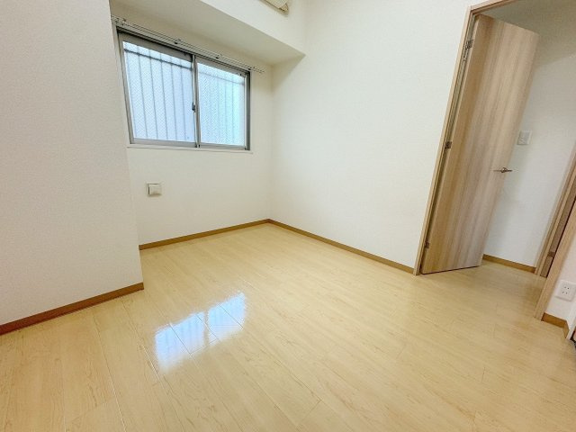 メゾンカジサンの洋室