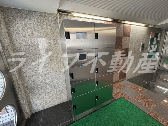 パークレーン深江のエントランス|建物の内部です