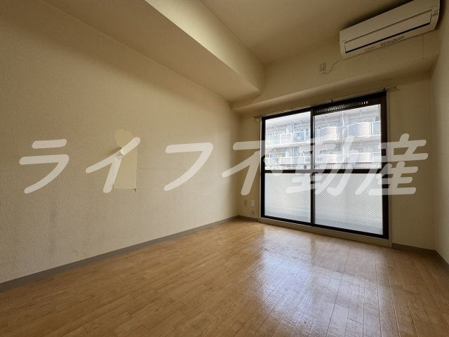 パークレーン深江の内装|明るい色調の室内です