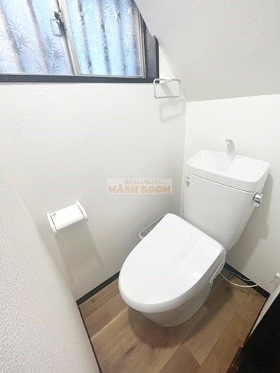 成田東3丁目戸建のトイレ