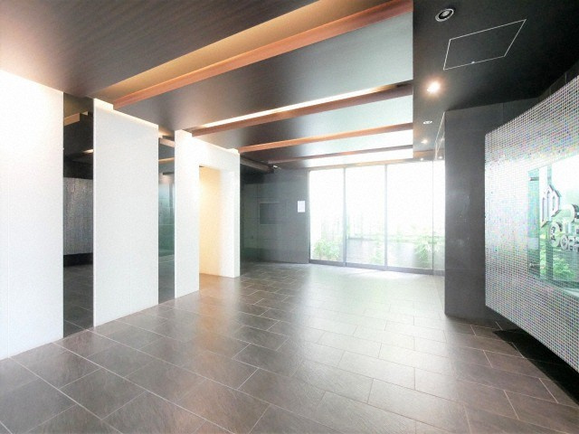 プレサンス松屋町駅前デュオのロビー