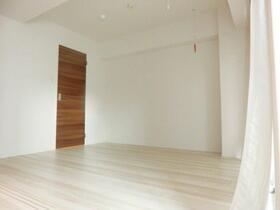 Ｈｏｕｓｅ　Ａｖｅｎｕｅ　柿の木坂の玄関|※別部屋参照