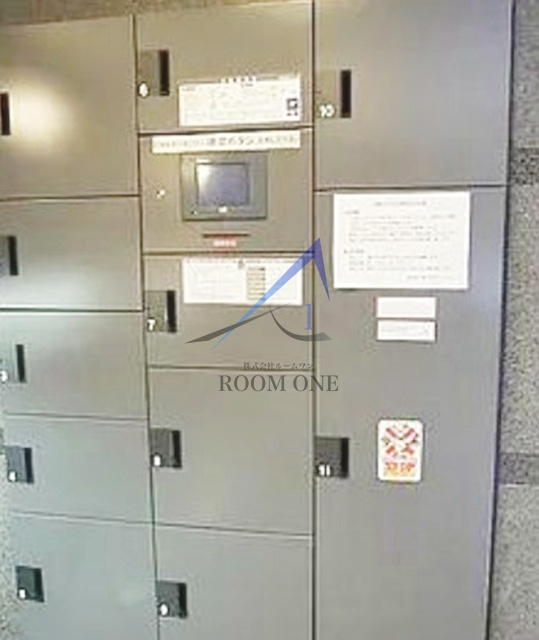 ルーブル中野弥生町のその他共用部分|宅配ボックスです。