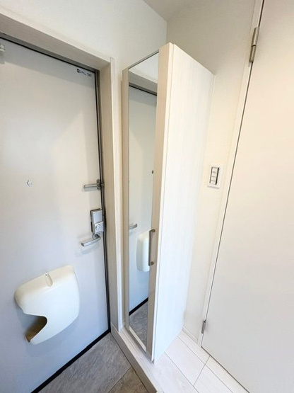 【玄関】 | アルモニー千川 | 同一仕様写真