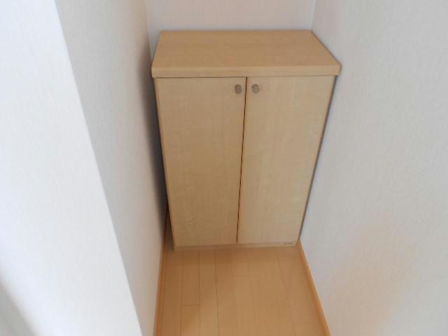 来人館Ⅲの玄関