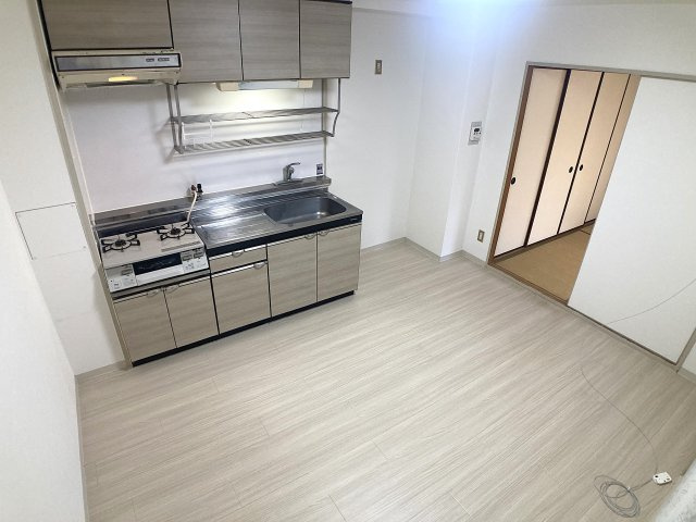 神戸市兵庫区水木通１丁目の賃貸マンションの居間・リビング|綺麗なダイニング