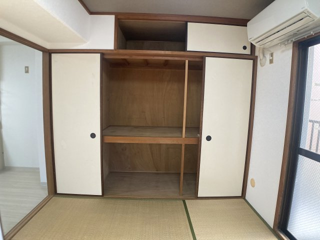 神戸市兵庫区水木通１丁目の賃貸マンションの収納|幅広の大きな収納を完備してます