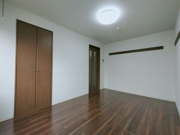 ライズ西篠崎の寝室|ライズ西篠崎　クローゼット(^O^)／