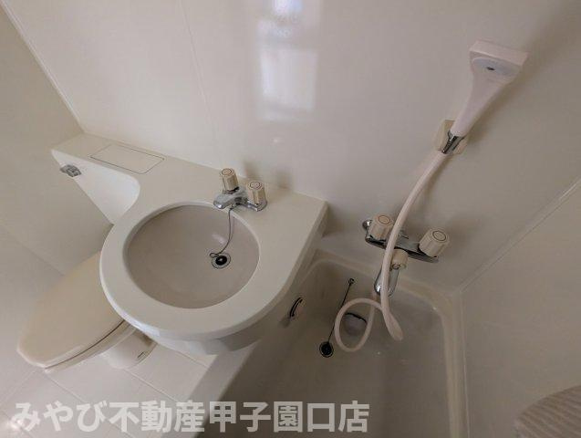 タケダビル95の洗面所