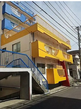 カースルいずみ