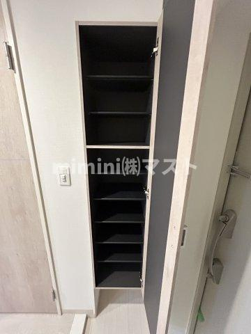 アリビオ大阪港の収納