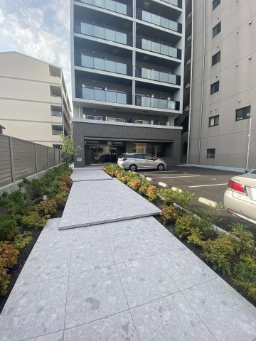 アリビオ大阪港のエントランス