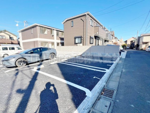 エスポワールの駐車場