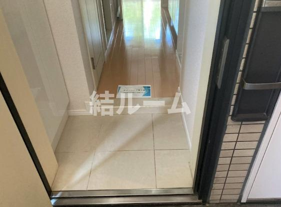 板橋区常盤台３丁目の賃貸マンションの玄関