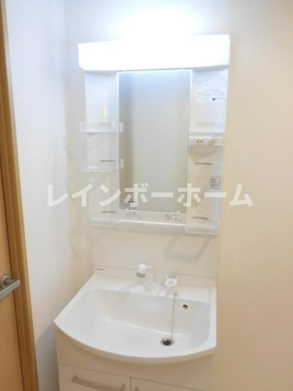 Chambre Hidemi Ⅱ仲介手数料（賃料の1.10ヵ月）の50％OFF対象物件！の洗面所|脱衣スペースもあります