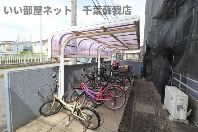 サンウィング稲荷町のエントランス|駐輪場