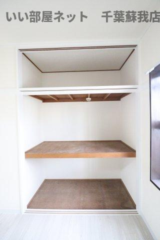 サンウィング稲荷町の収納|大きなものも収納できそうです