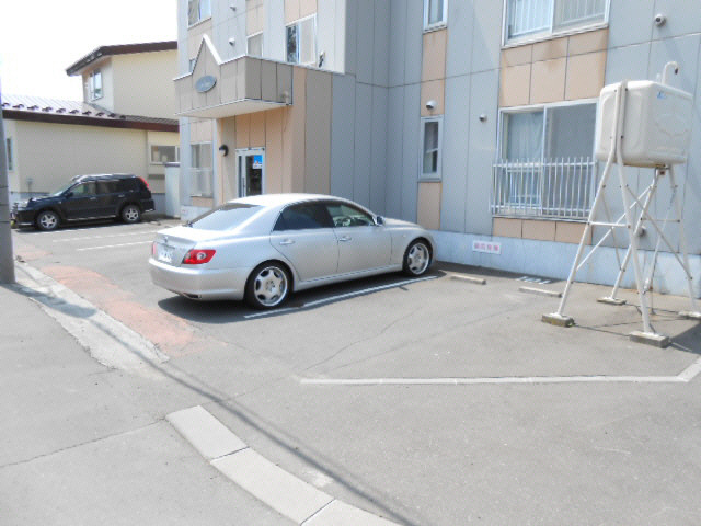 リバティ新富士の駐車場