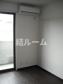 板橋区前野町６丁目のアパートの居間・リビング
