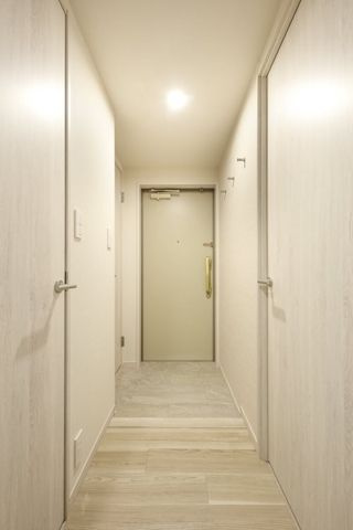 レジディア新川Ⅱの玄関