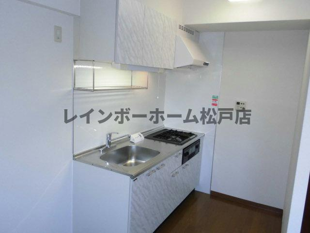 柏市あけぼの３丁目の賃貸マンションのキッチン|お料理しやすいキッチンです