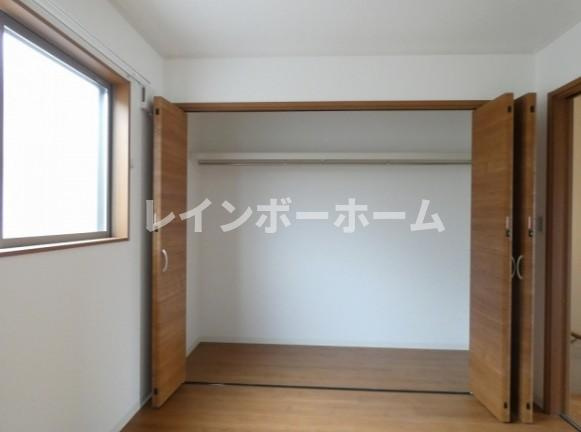 プリエ　ローザ　B号棟の収納