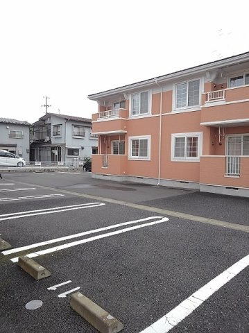 ＣＡＢＩＮ　宮町・Ⅱの駐車場