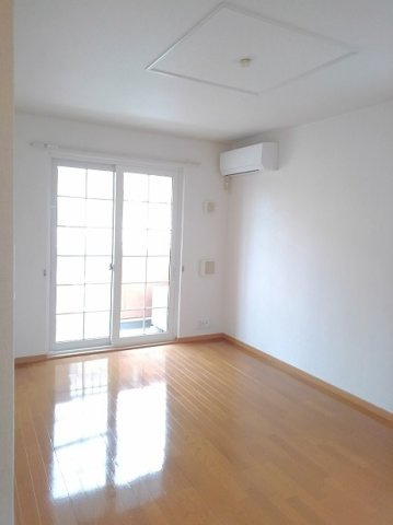 ＣＡＢＩＮ　宮町・Ⅱの居間・リビング