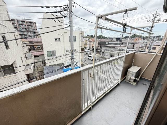 ロイヤル松戸のバルコニー