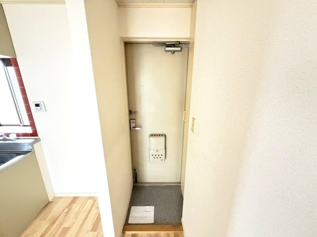 ロイヤル松戸の玄関