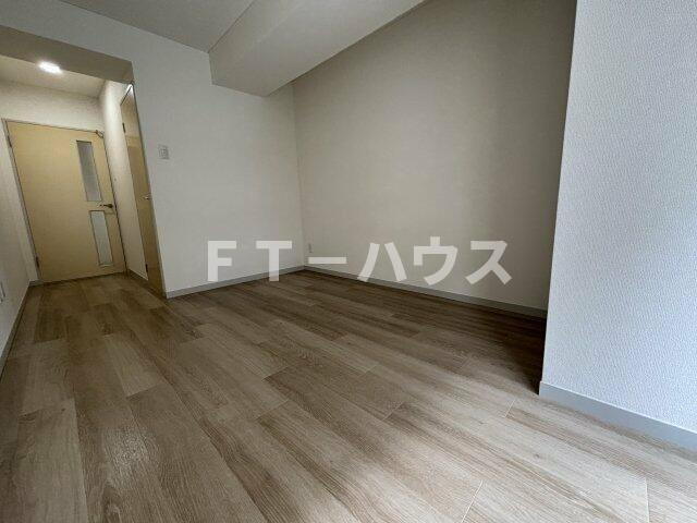 サンパレスＣＡ田中の洋室