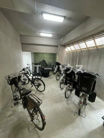 サンパレスＣＡ田中の駐車場