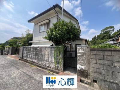 【外観】 | 宇部市大字際波（緑ヶ丘団地）中古住宅／7DK・2階建