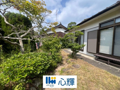 【庭】 | 宇部市大字際波（緑ヶ丘団地）中古住宅／7DK・2階建