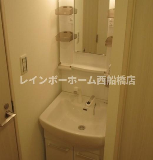 VARIANT S.の洗面所