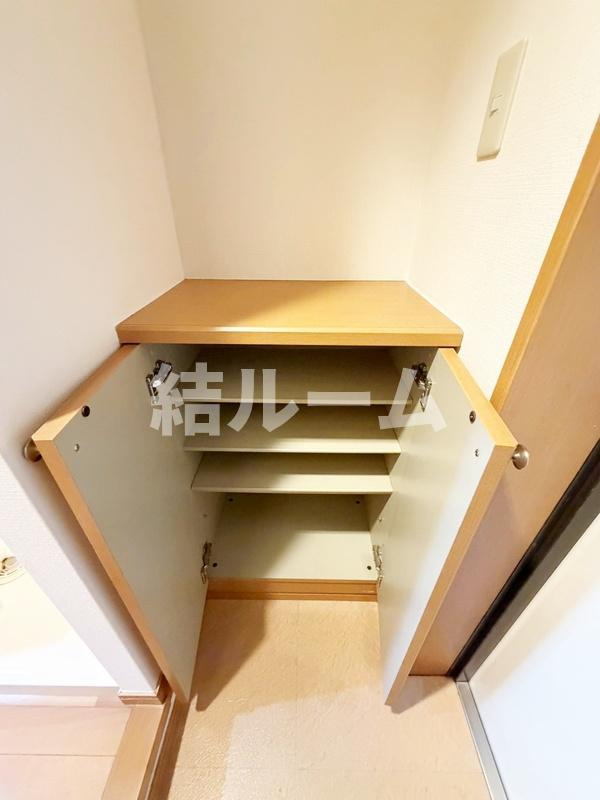 豊島区駒込４丁目の賃貸マンションの収納