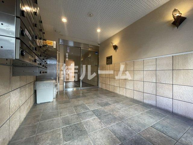 豊島区駒込４丁目の賃貸マンションのロビー