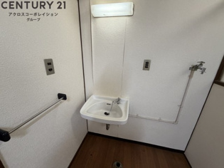 独立洗面化粧台付きでおすすめです！