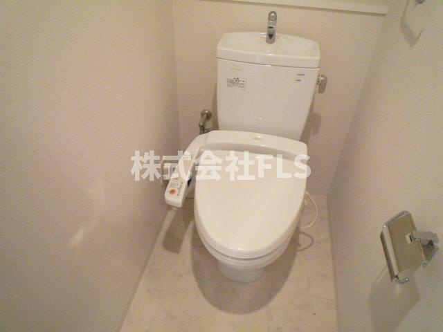 北区赤羽西１丁目の賃貸マンションのトイレ