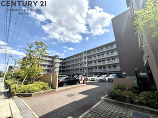甲子園三番町ハイツの外観