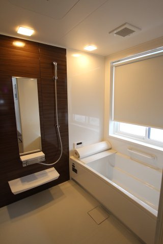 名鉄別荘地　中古シャレー「Oinosu」の浴室