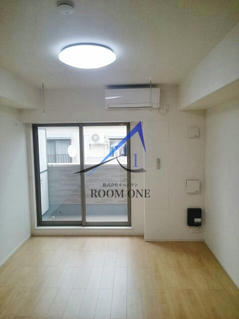 クレセントの居間・リビング|洋室のお部屋です。