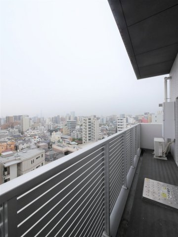 ジェノヴィア東日暮里グリーンヴェールの内装|明るい色調の室内です