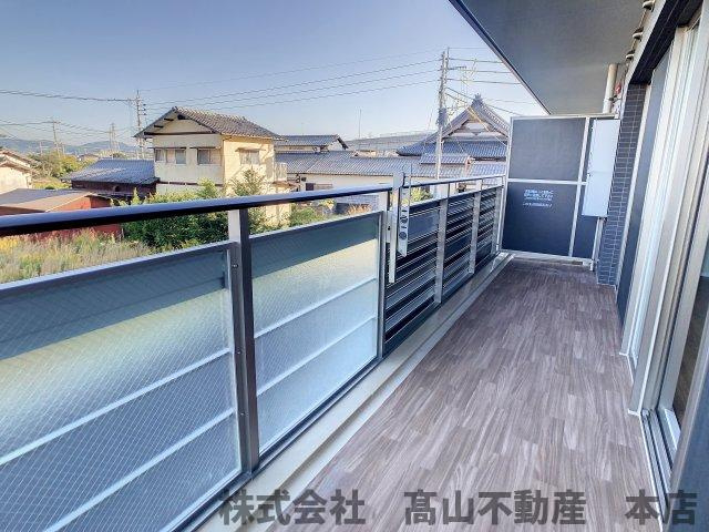宗像市東郷５丁目の賃貸マンションのバルコニー