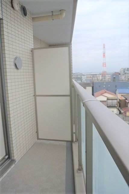 ラフィスタ墨田5丁目の内装|明るい色調の室内です